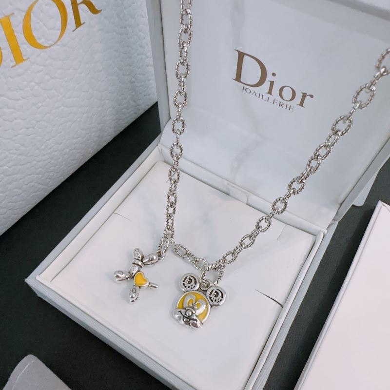 chr1st1an D10r necklaces